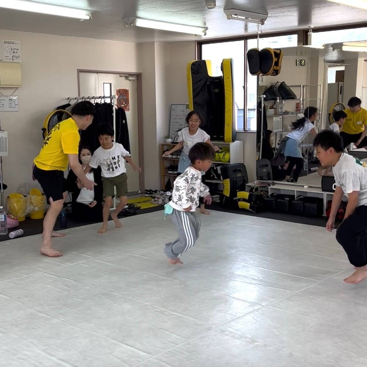 キッズクラス　クリックでその他の画像へ